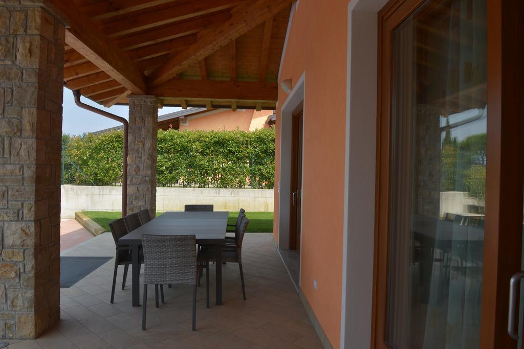 Villa Artemia Manerba del Garda Bilik gambar
