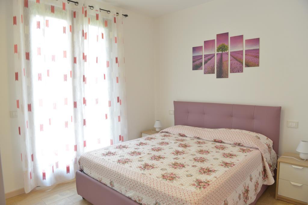 Villa Artemia Manerba del Garda Bilik gambar