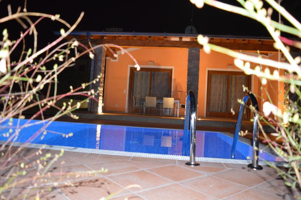 Villa Artemia Manerba del Garda Bilik gambar