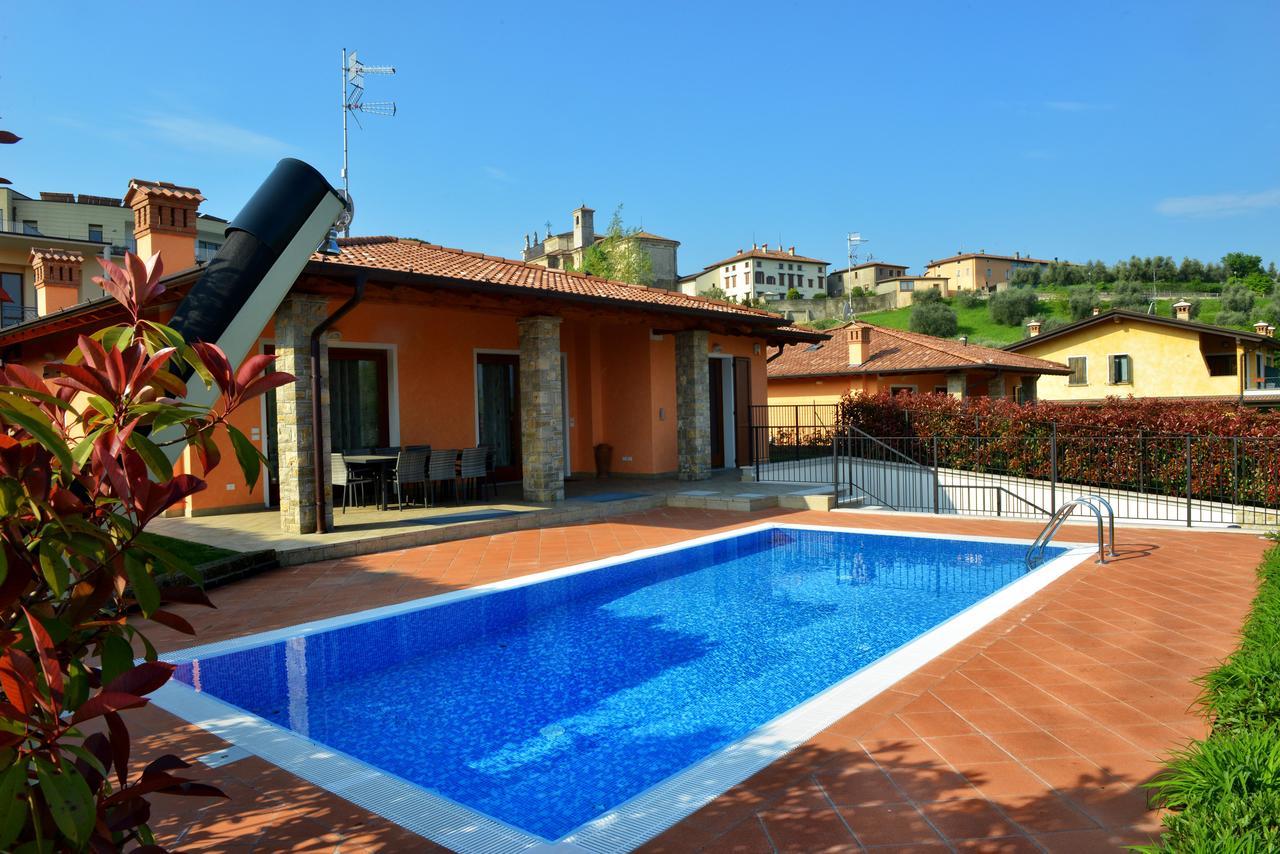 Villa Artemia Manerba del Garda Luaran gambar
